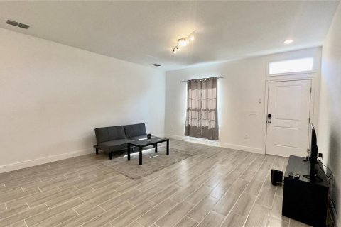 Casa en alquiler en Kissimmee, Florida, 2 dormitorios, 98.1 m2 № 1884734 - foto 13