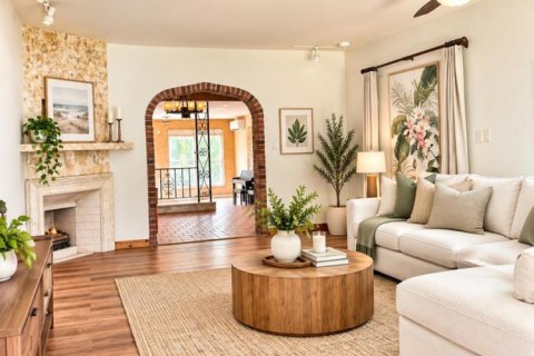 House in Hollywood, Florida 3 bedrooms, 188.5 sq.m. № 2387156 - photo 3