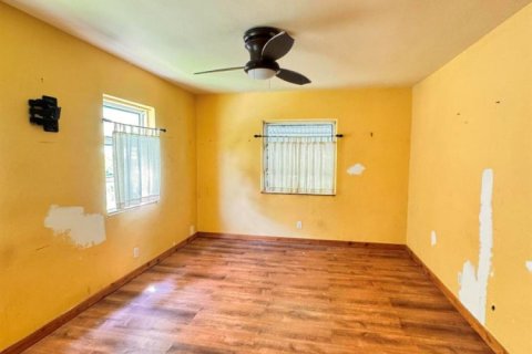 House in Hollywood, Florida 3 bedrooms, 188.5 sq.m. № 2387156 - photo 28