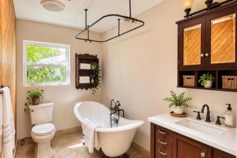 House in Hollywood, Florida 3 bedrooms, 188.5 sq.m. № 2387156 - photo 15