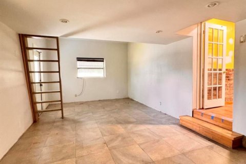 House in Hollywood, Florida 3 bedrooms, 188.5 sq.m. № 2387156 - photo 26