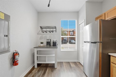Townhouse in Kissimmee, Florida 3 bedrooms, 133.31 sq.m. № 1900373 - photo 6