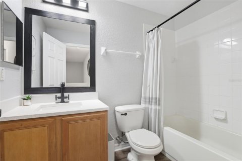 Townhouse in Kissimmee, Florida 3 bedrooms, 133.31 sq.m. № 1900373 - photo 23