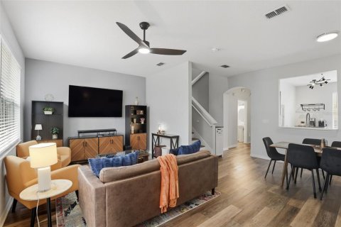 Townhouse in Kissimmee, Florida 3 bedrooms, 133.31 sq.m. № 1900373 - photo 14