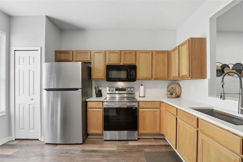 Townhouse in Kissimmee, Florida 3 bedrooms, 133.31 sq.m. № 1900373 - photo 4