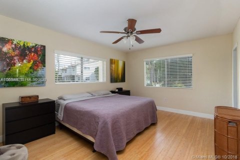 Condominio en alquiler en Bay Harbor Islands, Florida, 2 dormitorios, 98.94 m2 № 2054375 - foto 5