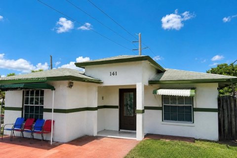 Villa ou maison à Deerfield Beach, Floride 4 chambres, 167.22 m2 № 2087973