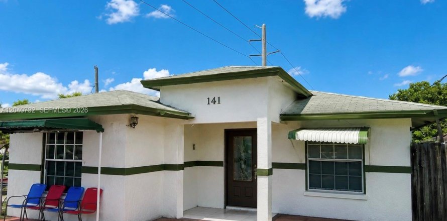 Villa ou maison à Deerfield Beach, Floride 4 chambres, 167.22 m2 № 2087973