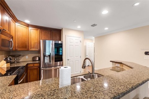 Condo in Four Corners, Florida, 3 bedrooms  № 2232143 - photo 15