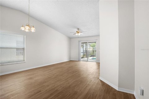 Villa ou maison à vendre à Kissimmee, Floride: 3 chambres, 117.24 m2 № 2284368 - photo 9