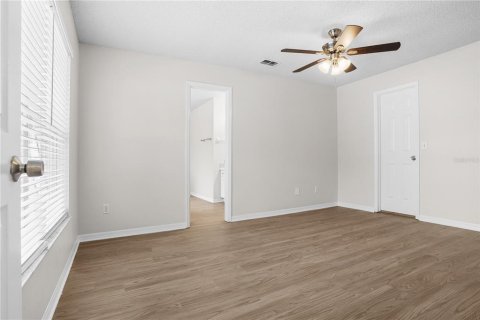 Villa ou maison à vendre à Kissimmee, Floride: 3 chambres, 117.24 m2 № 2284368 - photo 18
