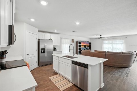 Casa en venta en Palm Coast, Florida, 4 dormitorios, 173.08 m2 № 1904029 - foto 6