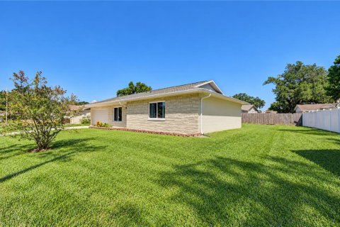 Villa ou maison à vendre à Seffner, Floride: 2 chambres, 104.52 m2 № 2430396 - photo 2
