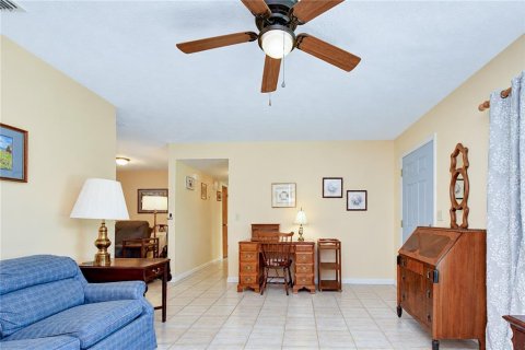 Villa ou maison à vendre à Seffner, Floride: 2 chambres, 104.52 m2 № 2430396 - photo 18