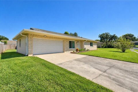 Villa ou maison à vendre à Seffner, Floride: 2 chambres, 104.52 m2 № 2430396 - photo 5