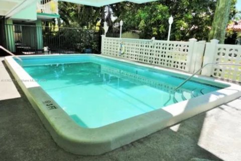 Condominio en venta en Miami Beach, Florida, 2 dormitorios, 100.61 m2 № 1731180 - foto 21
