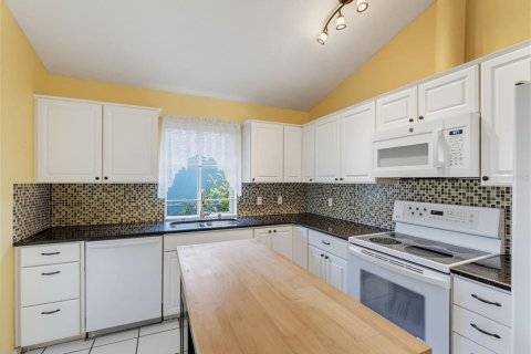 Casa en venta en New Port Richey, Florida, 2 dormitorios, 162.39 m2 № 2387584 - foto 7