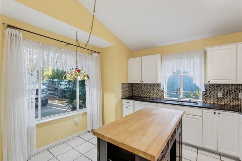 Casa en venta en New Port Richey, Florida, 2 dormitorios, 162.39 m2 № 2387584 - foto 8