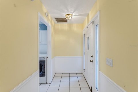 Casa en venta en New Port Richey, Florida, 2 dormitorios, 162.39 m2 № 2387584 - foto 11