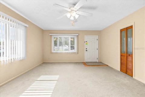 House in Bradenton, Florida 2 bedrooms, 99.78 sq.m. № 1886085 - photo 4