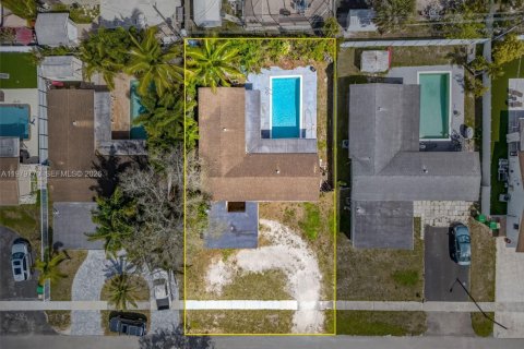 House in Davie, Florida 3 bedrooms, 93.65 sq.m. № 2043290 - photo 4