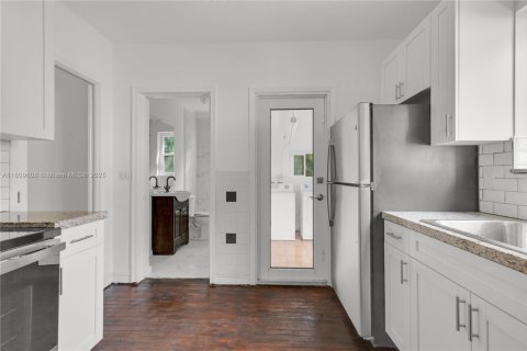 Casa en venta en Miami Shores, Florida, 3 dormitorios, 122.54 m2 № 1752167 - foto 25