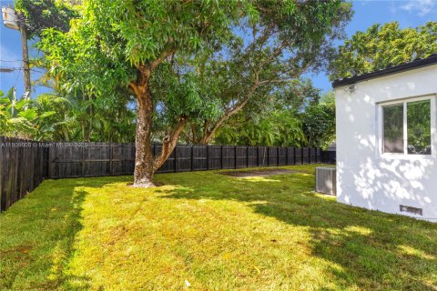 Casa en venta en Miami Shores, Florida, 3 dormitorios, 122.54 m2 № 1752167 - foto 12