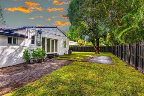 Casa en venta en Miami Shores, Florida, 3 dormitorios, 122.54 m2 № 1752167 - foto 1
