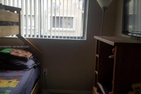 Copropriété à louer à Miami, Floride: 2 chambres, 72.84 m2 № 1999983 - photo 7