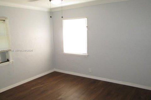 Villa ou maison à louer à Hollywood, Floride: 4 chambres, 132.2 m2 № 2011611 - photo 14