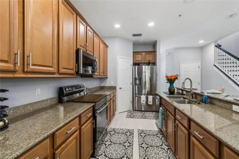Touwnhouse à vendre à Ocoee, Floride: 3 chambres, 181.9 m2 № 2151798 - photo 7