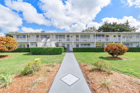Condominio en venta en Deerfield Beach, Florida, 1 dormitorio, 65.03 m2 № 1486707 - foto 1