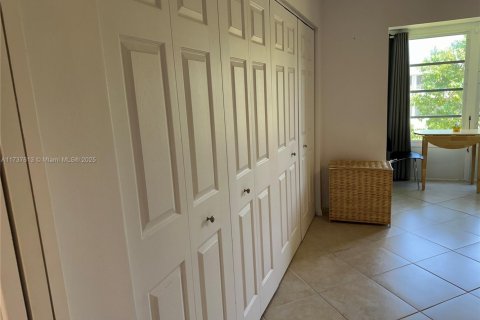 Condominio en venta en Deerfield Beach, Florida, 1 dormitorio, 65.03 m2 № 1486707 - foto 14