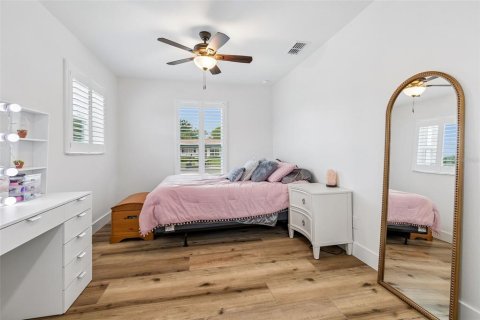 Casa en venta en Tampa, Florida, 4 dormitorios, 170.38 m2 № 2157671 - foto 21