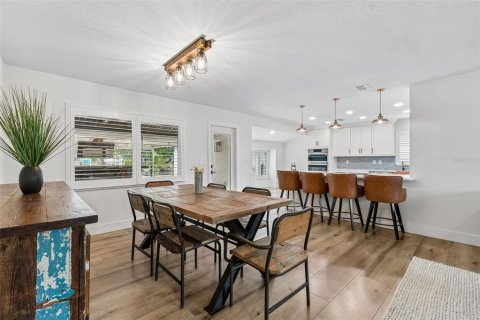 Casa en venta en Tampa, Florida, 4 dormitorios, 170.38 m2 № 2157671 - foto 12