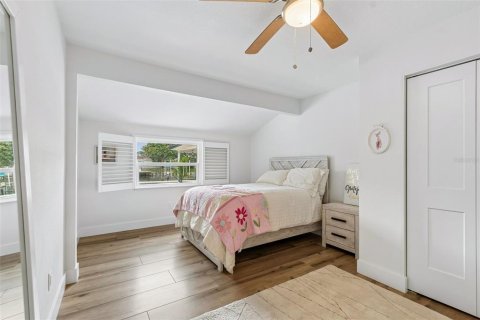 Casa en venta en Tampa, Florida, 4 dormitorios, 170.38 m2 № 2157671 - foto 19