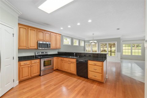 House in Alachua, Florida 3 bedrooms, 215.16 sq.m. № 1784385 - photo 10