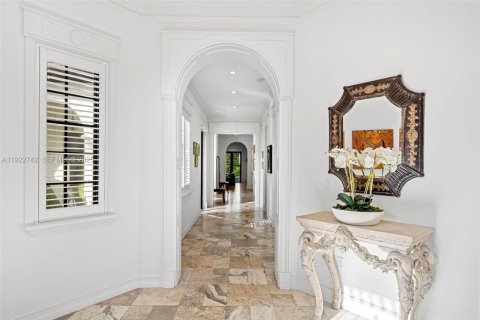 Villa ou maison à vendre à Pinecrest, Floride: 7 chambres, 654.59 m2 № 1976630 - photo 4