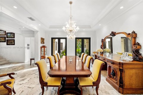 Villa ou maison à vendre à Pinecrest, Floride: 7 chambres, 654.59 m2 № 1976630 - photo 11