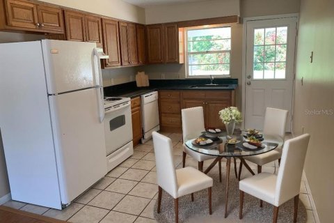 Townhouse in Riverview, Florida 2 bedrooms, 92.9 sq.m. № 1916820 - photo 2