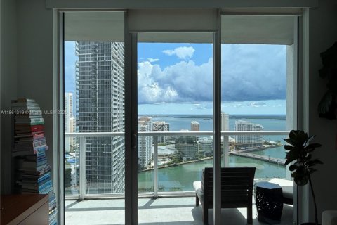 Condo in Miami, Florida, 1 bedroom  № 1890456 - photo 6