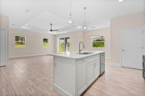 House in Citrus Springs, Florida 3 bedrooms, 167.69 sq.m. № 1869575 - photo 17
