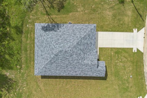 House in Citrus Springs, Florida 3 bedrooms, 167.69 sq.m. № 1869575 - photo 4