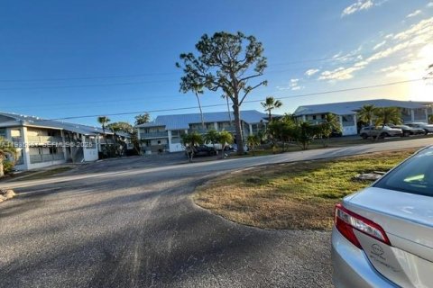 Copropriété à vendre à Port Charlotte, Floride: 2 chambres, 101.45 m2 № 1994056 - photo 30
