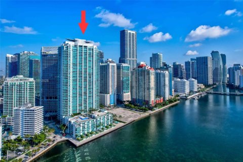 Condo in Miami, Florida, 1 bedroom  № 2014244 - photo 27