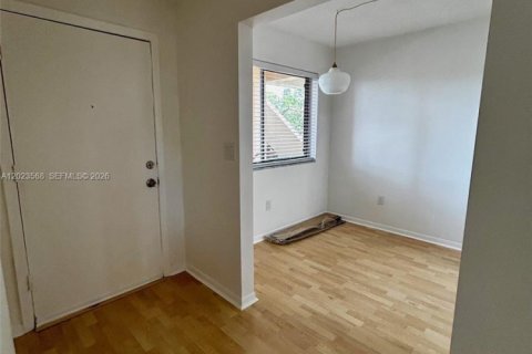 Condominio en alquiler en Plantation, Florida, 2 dormitorios, 90.12 m2 № 2154047 - foto 14