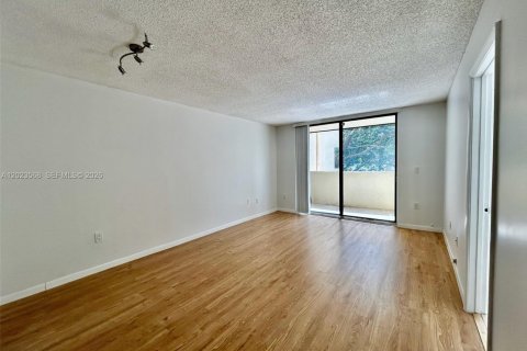Condominio en alquiler en Plantation, Florida, 2 dormitorios, 90.12 m2 № 2154047 - foto 18