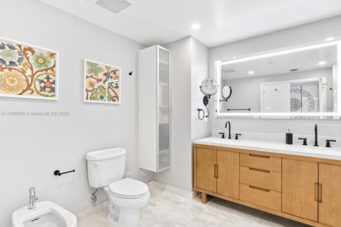 Купить кондоминиум в Майами, Флорида 2 спальни, 173.73м2, № 1957163 - фото 26