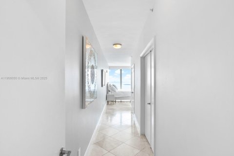 Купить кондоминиум в Майами, Флорида 2 спальни, 173.73м2, № 1957163 - фото 21