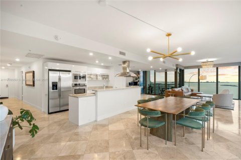 Купить кондоминиум в Майами, Флорида 2 спальни, 173.73м2, № 1957163 - фото 9